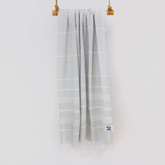 BEACH BOYS Light Grey - Das perfekte Strandtuch