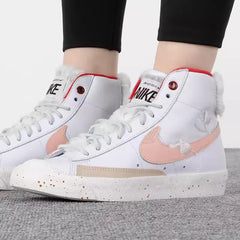 Nike High Top Board Shoes Women's Shoes 2024 New BLAZER MID 77