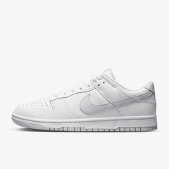 Nike shoes Dunk Retro black and white men skateboarding