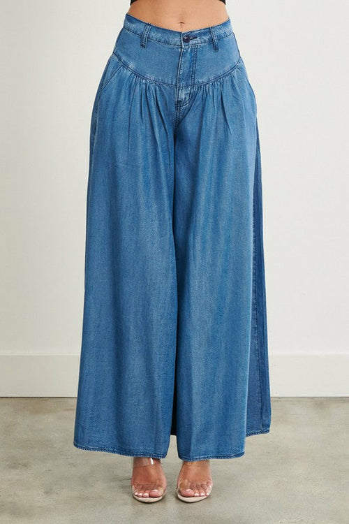 CHAMBRAY WIDE LEG PALAZZO JEANS