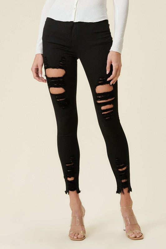 HIGH RISE DISTRESSED SKINNY WITH RAW HEM