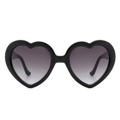 Glowlily - Playful Mod Clout Women Heart Shape Fashion Sunglasses