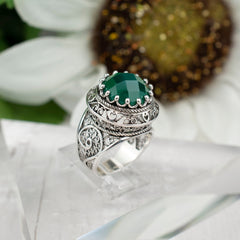 Filigree Art Green Agate Gemstone Woman Silver Statement Ring