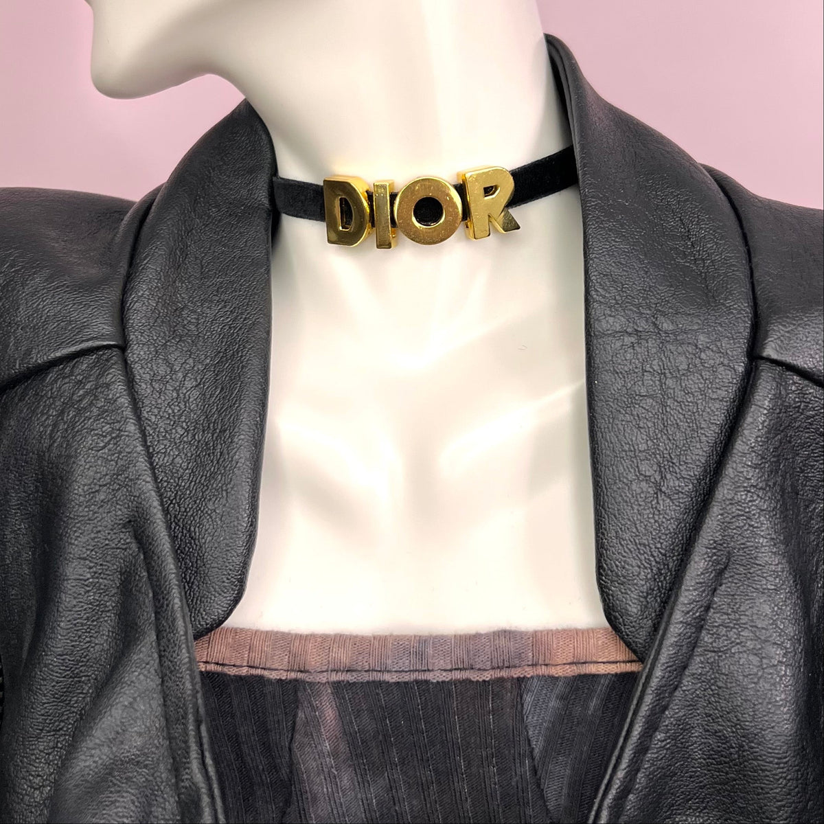 D - Choker Necklace