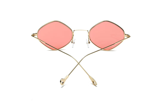 BARRINGTON | Slim Diamond Shape Fashion Sunglasses