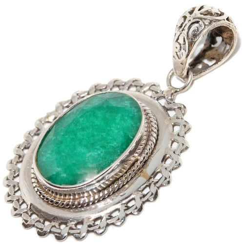 Green Onyx Rope-work Wreath Pendant