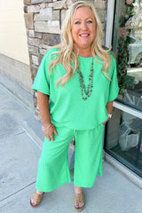 Mint Green Textured Batwing Sleeve Tee & Wide Leg Pants Plus Size Set