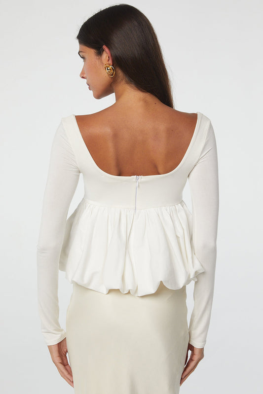 White Elegant Scoop Neck Bubble Hem Long Sleeve Top