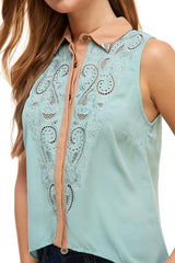 Contrast collar embroidery sleeveless shirt top