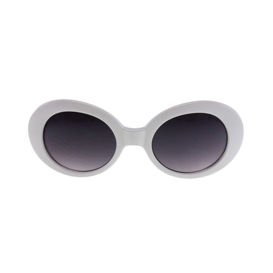 MQ Kurt Sunglasses in White / Smoke