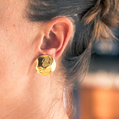 Shell disc clip Earrings