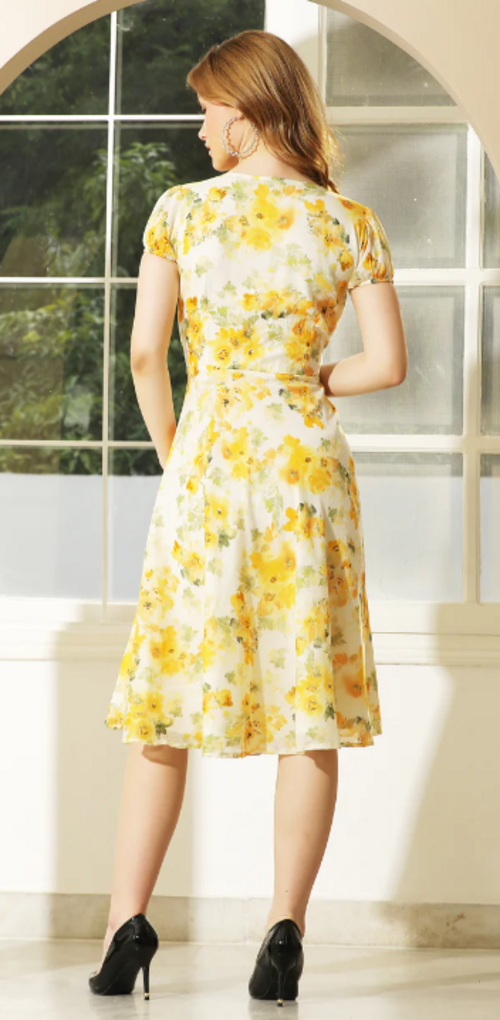 Yellow FLORAL CUT BODY DRESS (Size M)