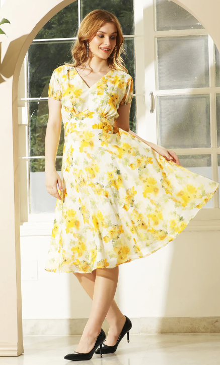 Yellow FLORAL CUT BODY DRESS (Size M)