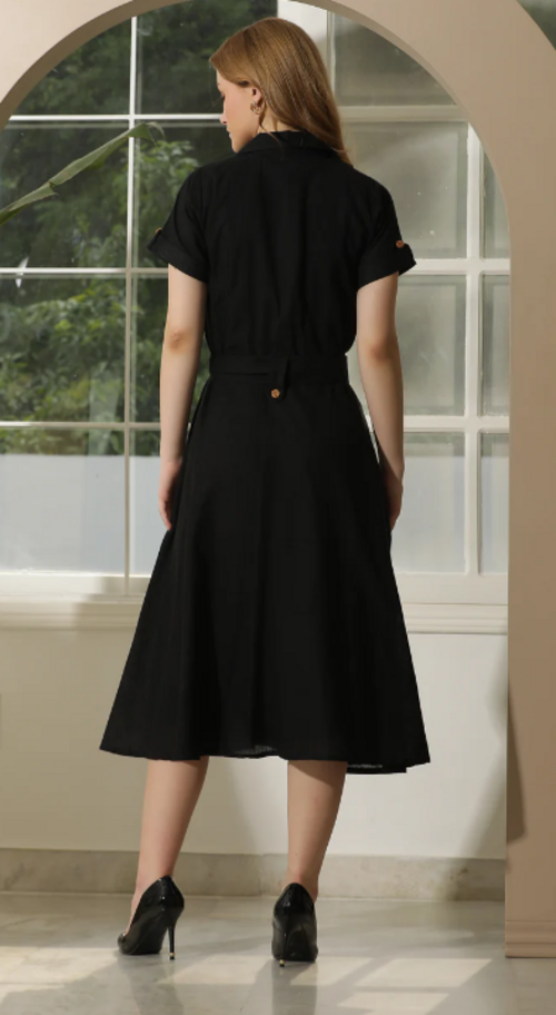 WOOD BUTTON BLACK DRESS (Size L)