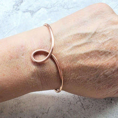 Handmade Copper Teardrop Bangle