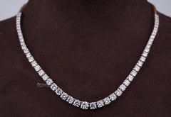 Elegant Gold Necklace Featuring Brilliant Round-Cut Diamond, 15.00 Ctw