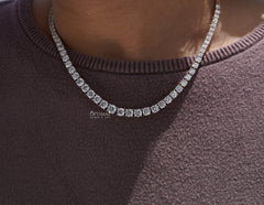 Elegant Gold Necklace Featuring Brilliant Round-Cut Diamond, 15.00 Ctw