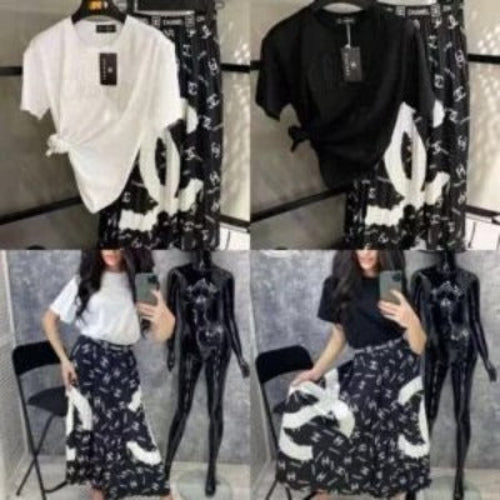 Chic Two Pieces Design T-Shirt & Pleated Long Skirt Sets